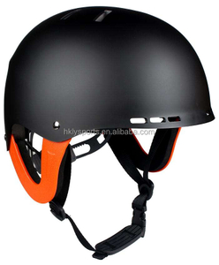 Praktischer Wasserhelm zum Wakeboarden, Kajakfahren und Wassersport