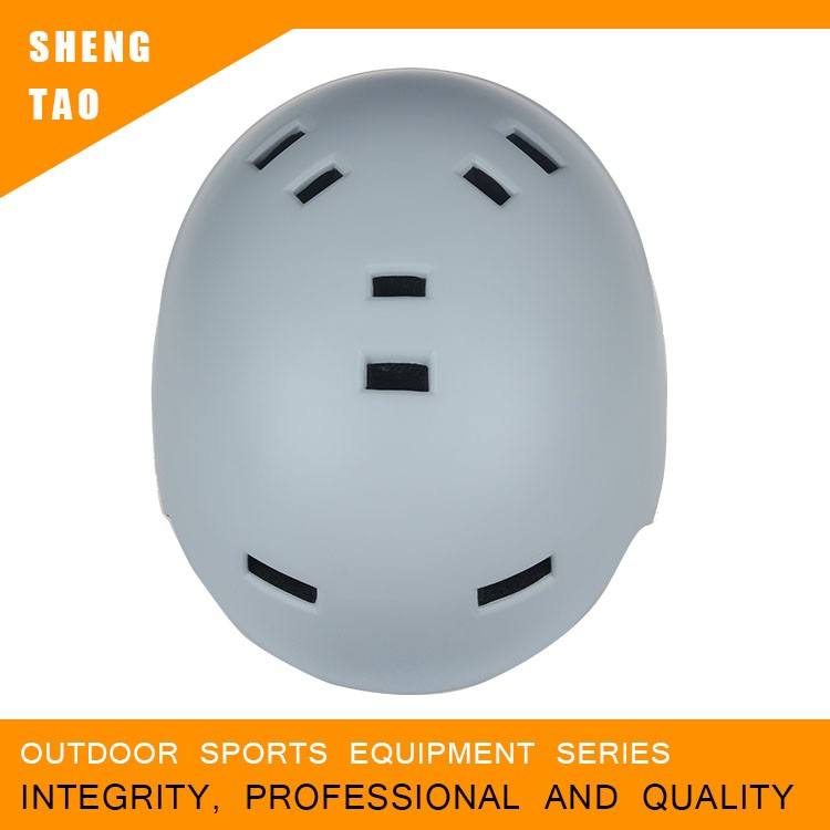 ST036-01 Skatehelm