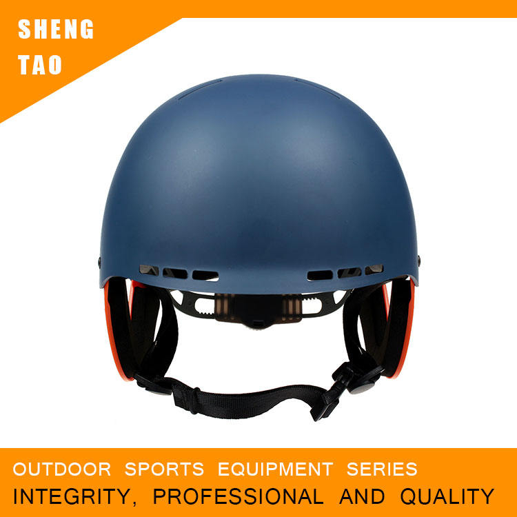 Wassersportsicherer Kanuhelm