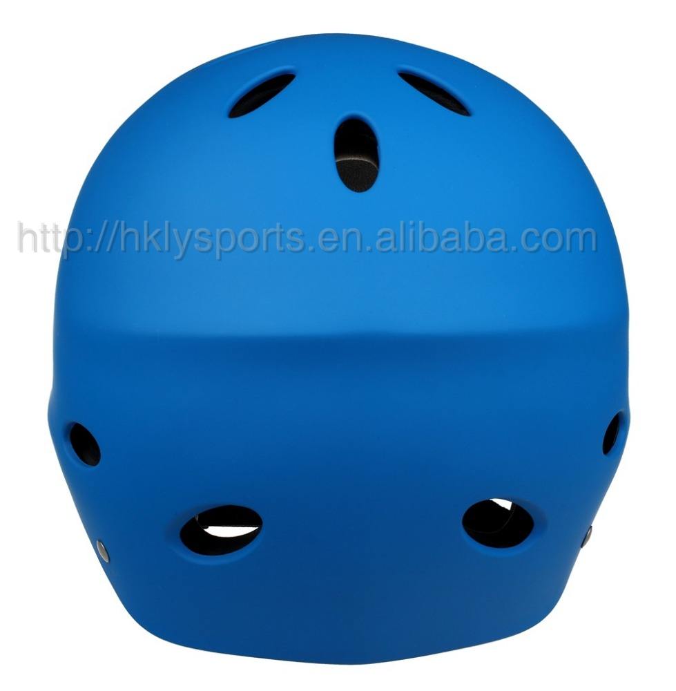 Neu eingetroffener Wildwasserhelm, Wassersporthelm, Kajakhelm