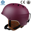 mit Schutz-Skihelm, Schlittschuhhelm, Skihelm