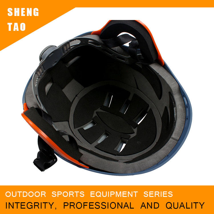 Wassersportsicherer Kanuhelm