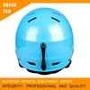 Modischer Skihelm