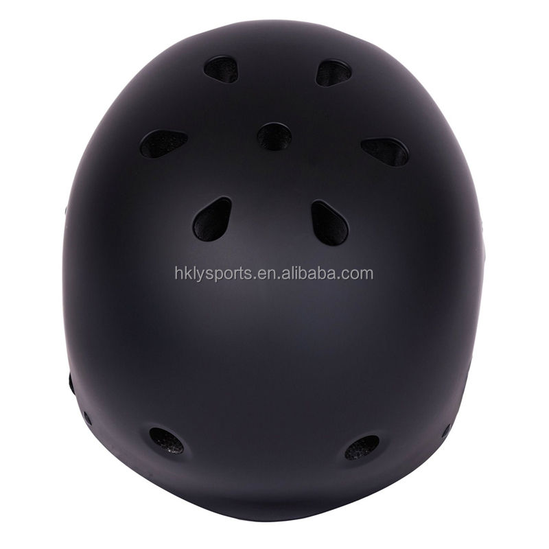 Großhandel klassischer Skate-Helm, bunter ABS-Skateboard-Helm für Kinder