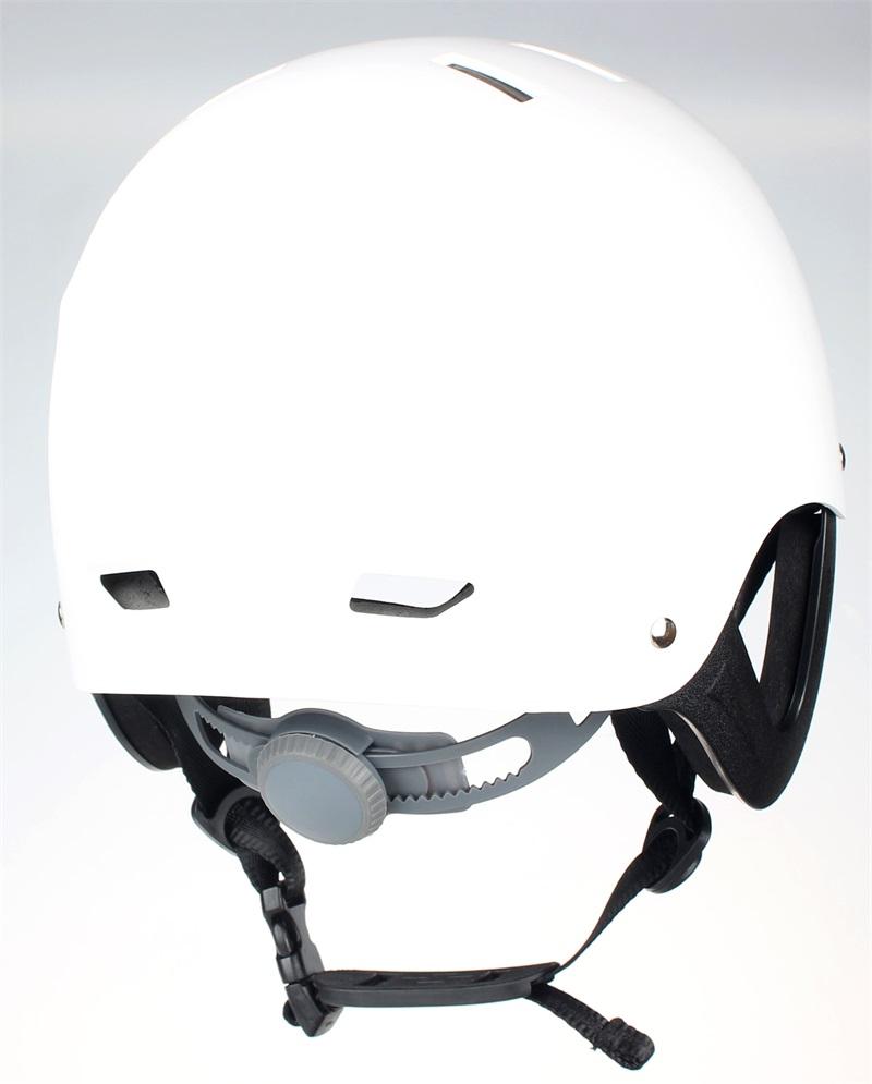 Leichter, belüfteter Wassersport-Schutzhelm, Kajak, Kanu, Boot, Surfen, mit Ohrenschutzpolstern