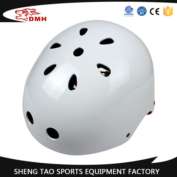 Skateboardhelm 01