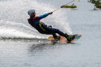 //ikrorwxhlqqolp5m-static.ldycdn.com/cloud/pmBpqKrjlmSRqlnjrjqnjq/wakeboard-helmet.jpg